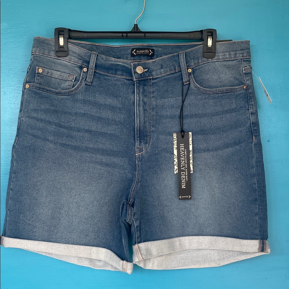 Nanette Lepore Heavenly Denim Cuffed Cowgirl Strech Shorts SZ 20